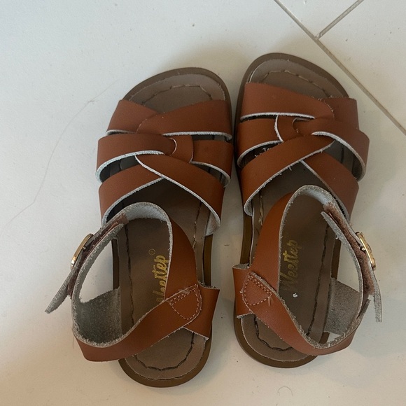 Saltwater like Tan Kids Sandals 10 toddler - Picture 1 of 1